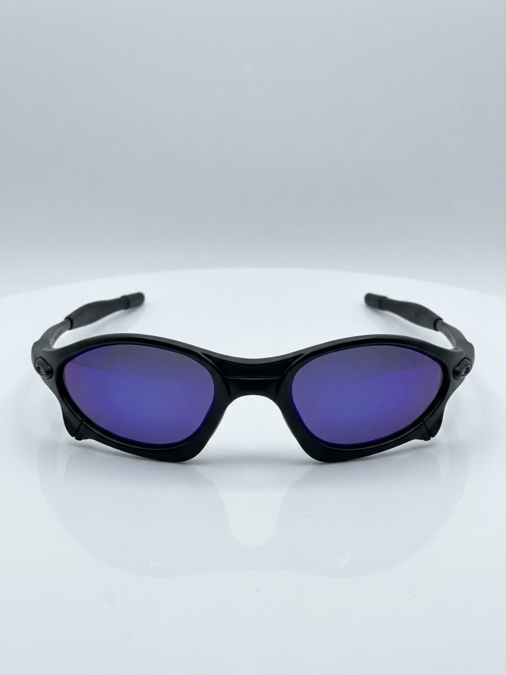 Vintage Y2K Matte Black Wrapped Sunglasses | Blue Purple Tint Shades